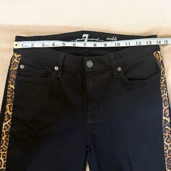 NWOT 7 FOR ALL MANKIND Ankle Gwenevere Black Jeans with Leopard Side Stripe - Picture 4 of 10